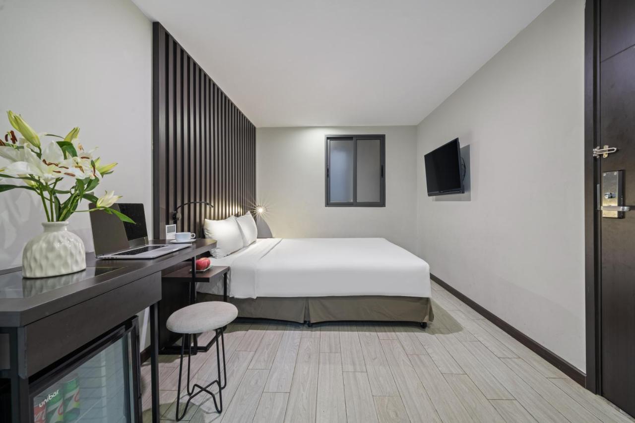 Agnes Hotel Managed By Dhg Nha Trang Quarto foto